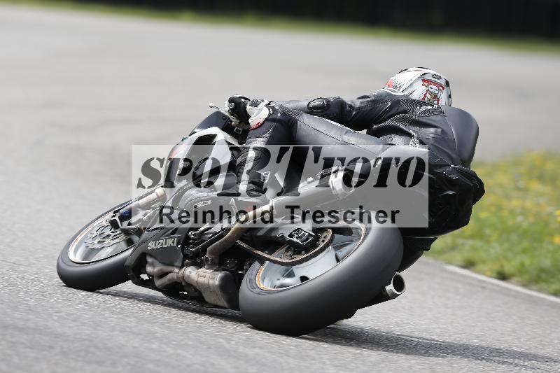 /37 28.07.2025 Dunlop Ride und Test Day ADR/Trackday Erfahren gelb Trackday schnell  rot/46